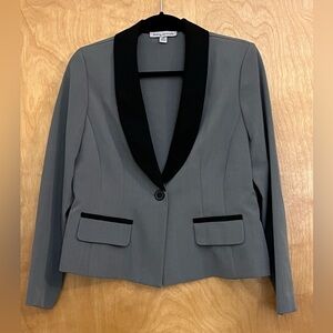 Danny and Nicole Cropped Blazer 10P